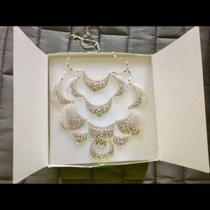 Stella and Dot necklace